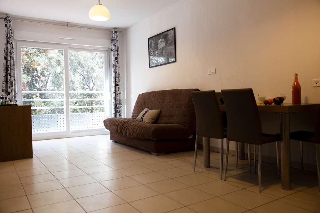 Zenitude Hôtel-résidences Le Maestria 3*
