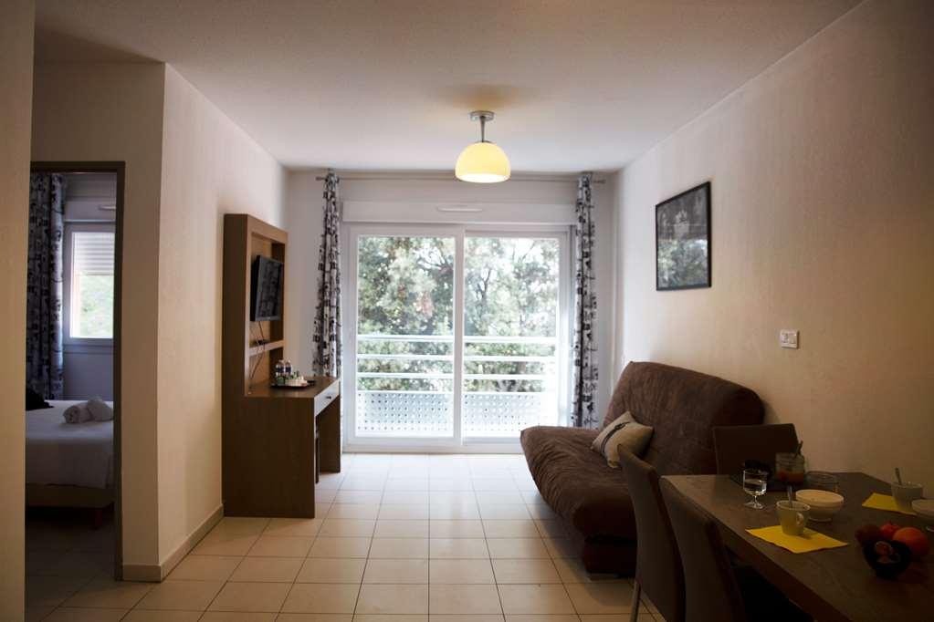 Zenitude Hôtel-résidences Le Maestria Hotel 3*